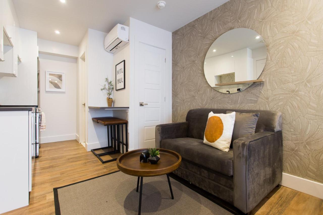 Romantic Studio In The Heart Of Little Italy By Den Stays Montréal Esterno foto